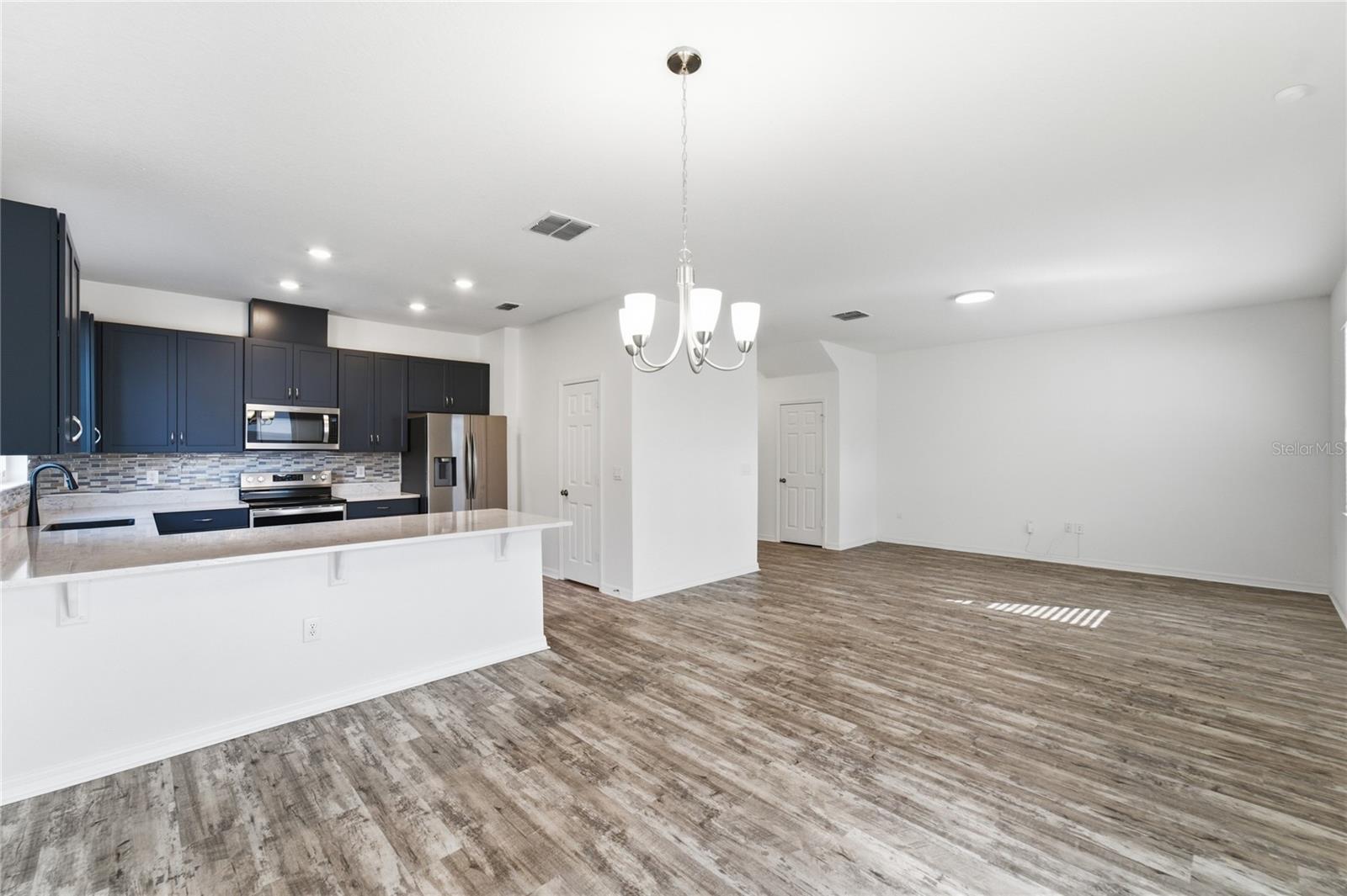 Image 13 of 35 For 2739 Meadow Stream Way