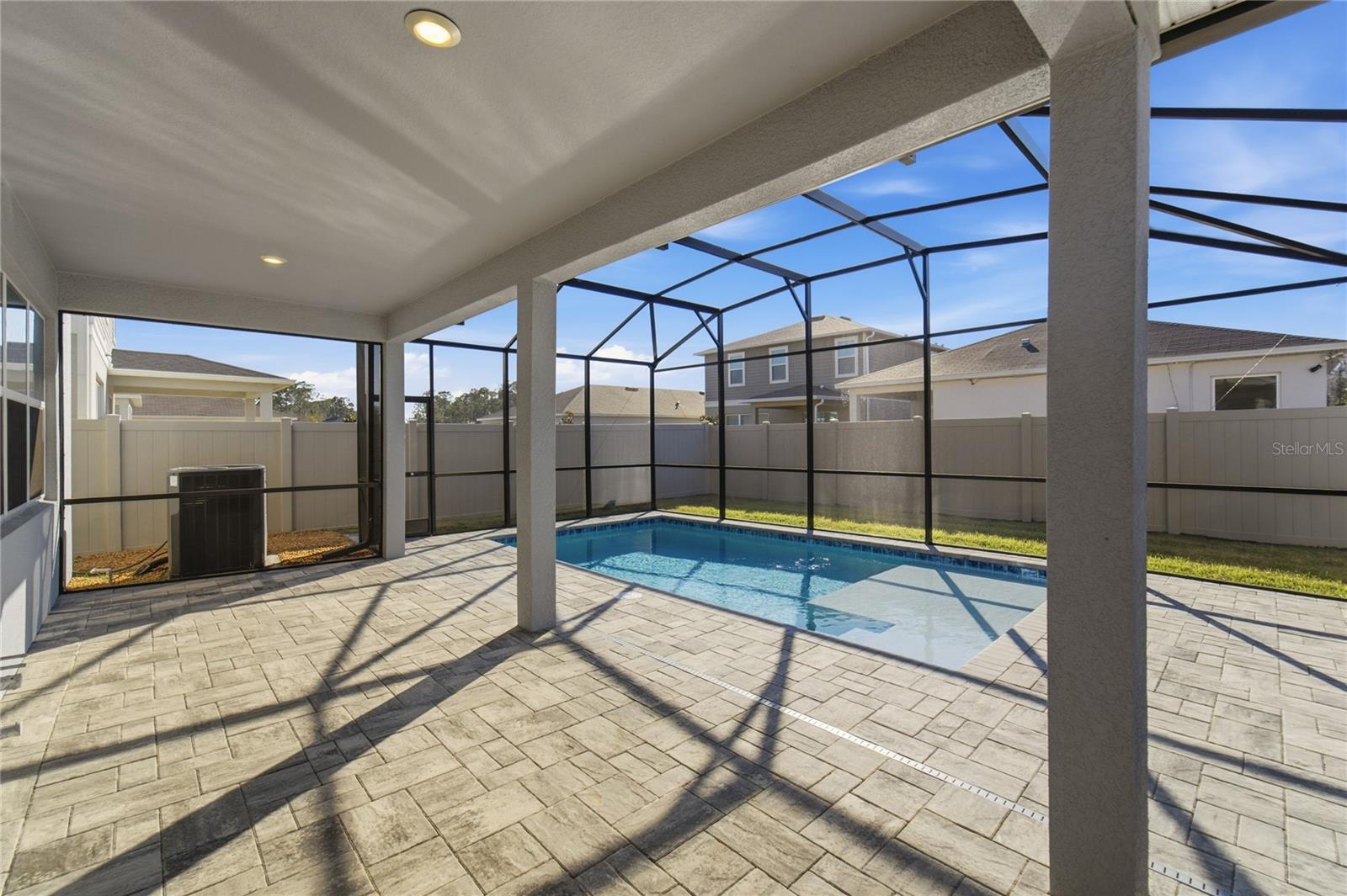 Image 14 of 35 For 2739 Meadow Stream Way