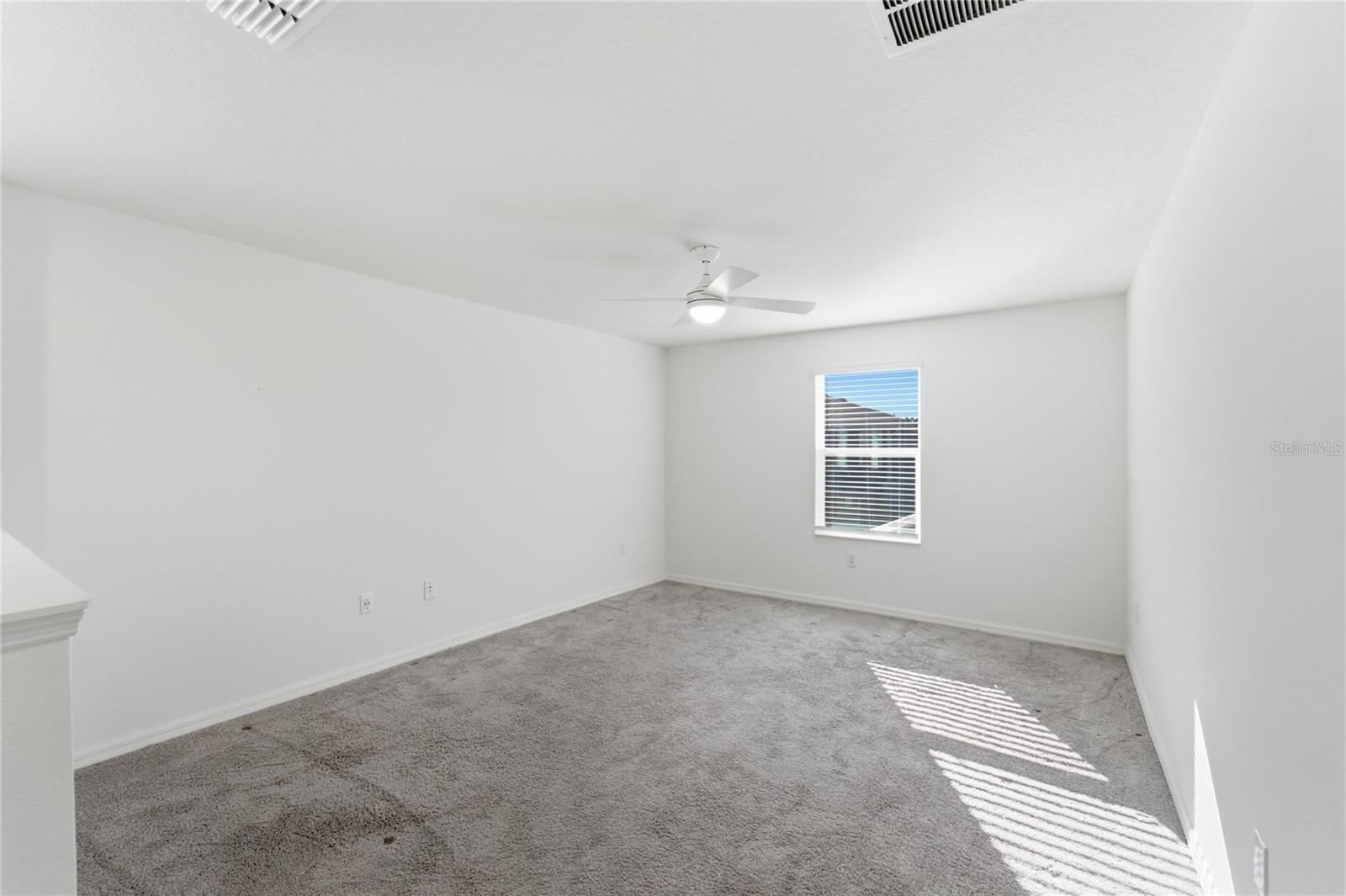 Image 18 of 35 For 2739 Meadow Stream Way