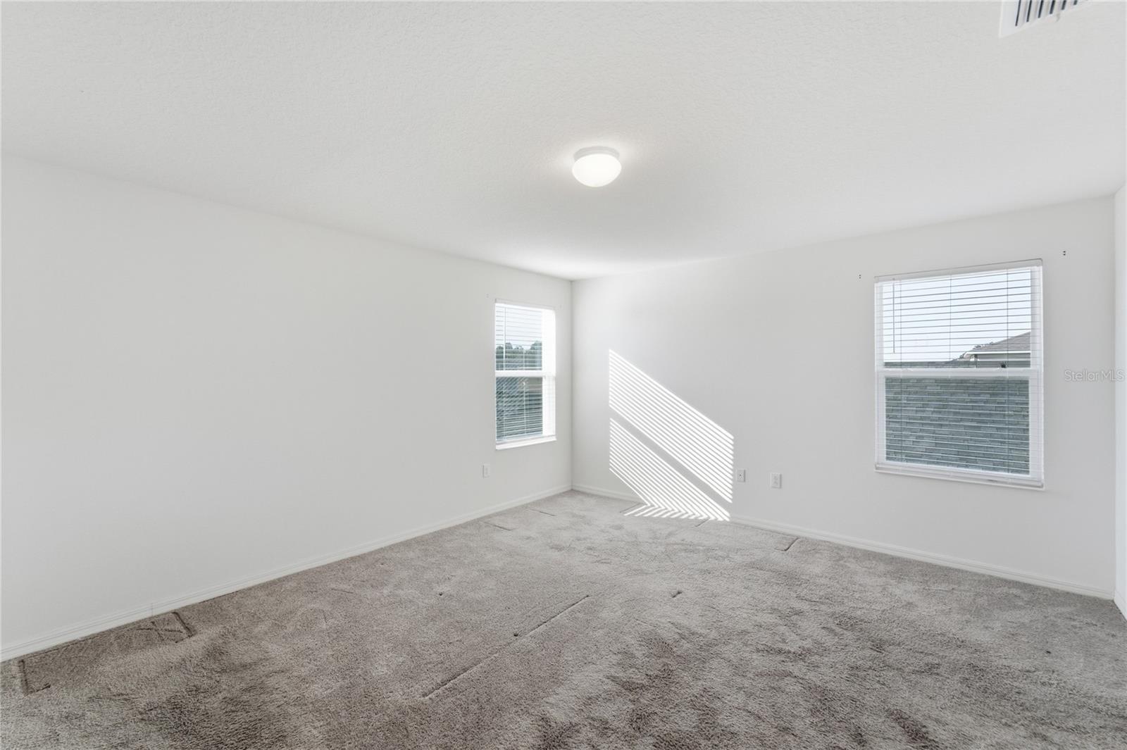 Image 20 of 35 For 2739 Meadow Stream Way