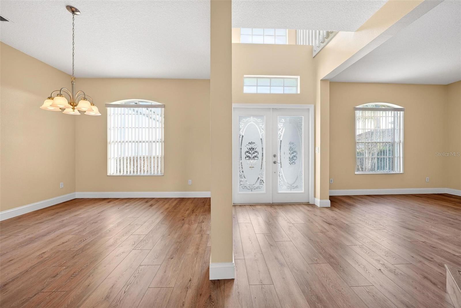 Image 13 of 84 For 18172 Thornhill Grand Circle