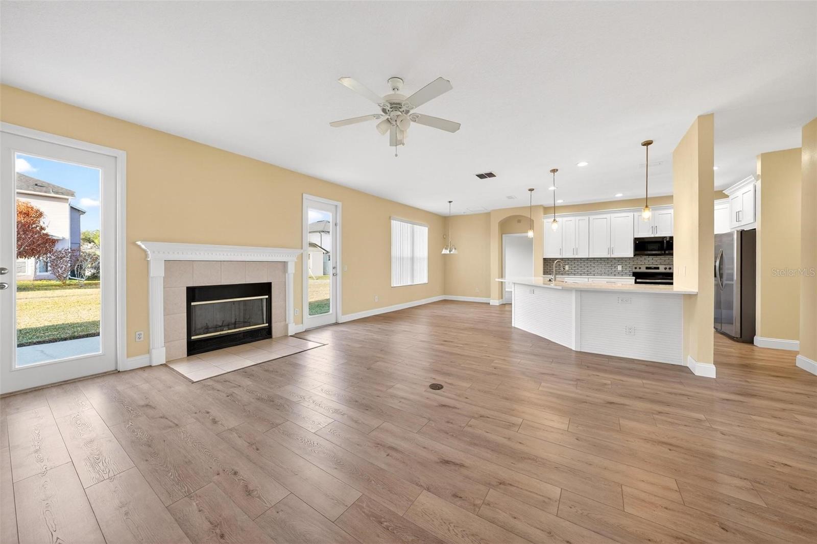 Image 17 of 84 For 18172 Thornhill Grand Circle