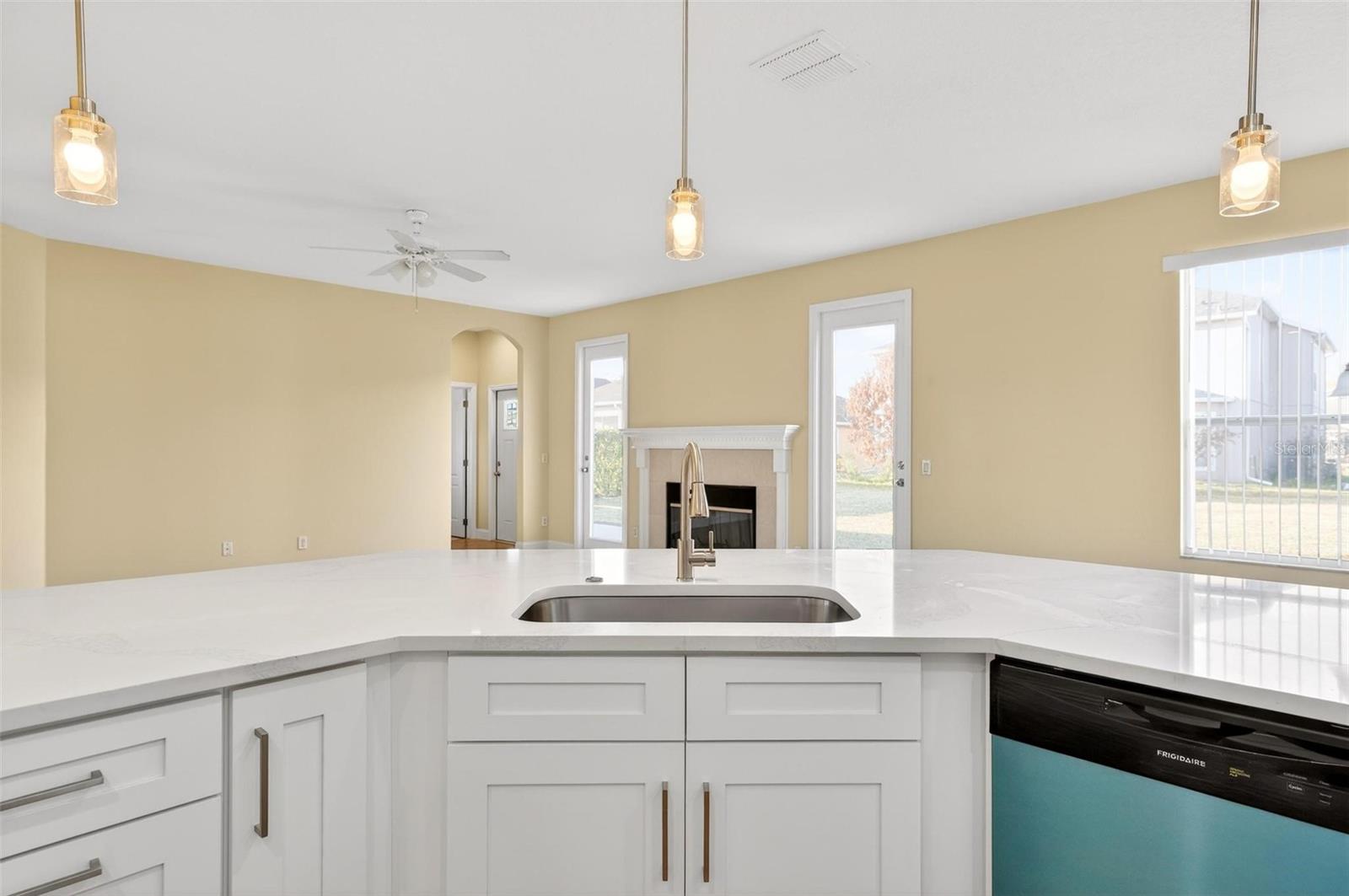 Image 31 of 84 For 18172 Thornhill Grand Circle