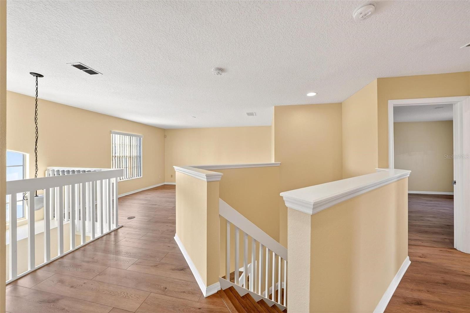 Image 50 of 84 For 18172 Thornhill Grand Circle