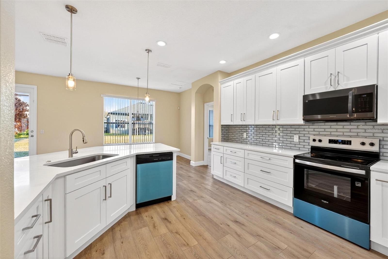 Image 64 of 84 For 18172 Thornhill Grand Circle