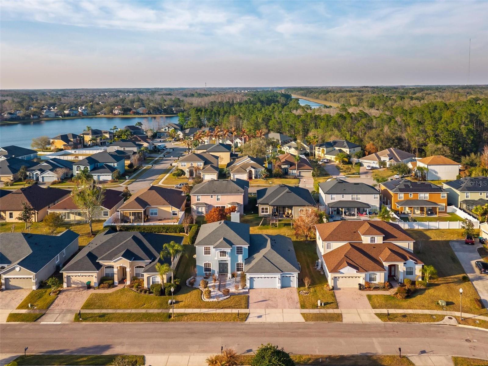 Image 68 of 84 For 18172 Thornhill Grand Circle