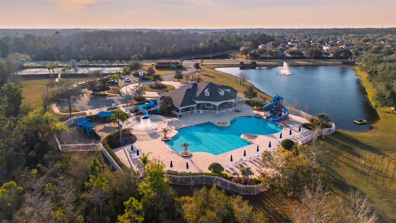 Image 78 of 84 For 18172 Thornhill Grand Circle