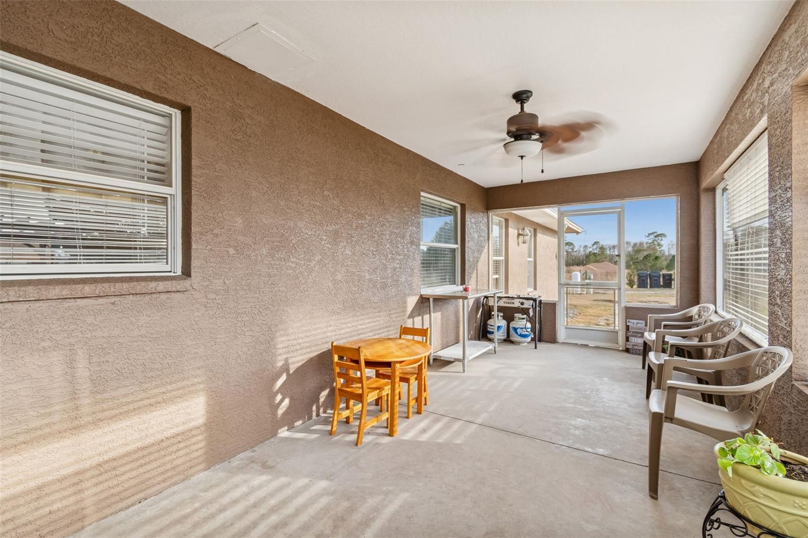 Image 36 of 38 For 18030 Bayamon Avenue