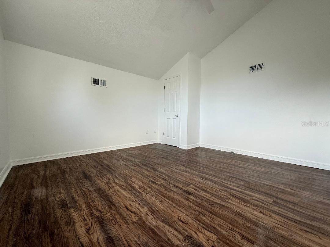 Image 18 of 30 For 4529 Southfield Avenue