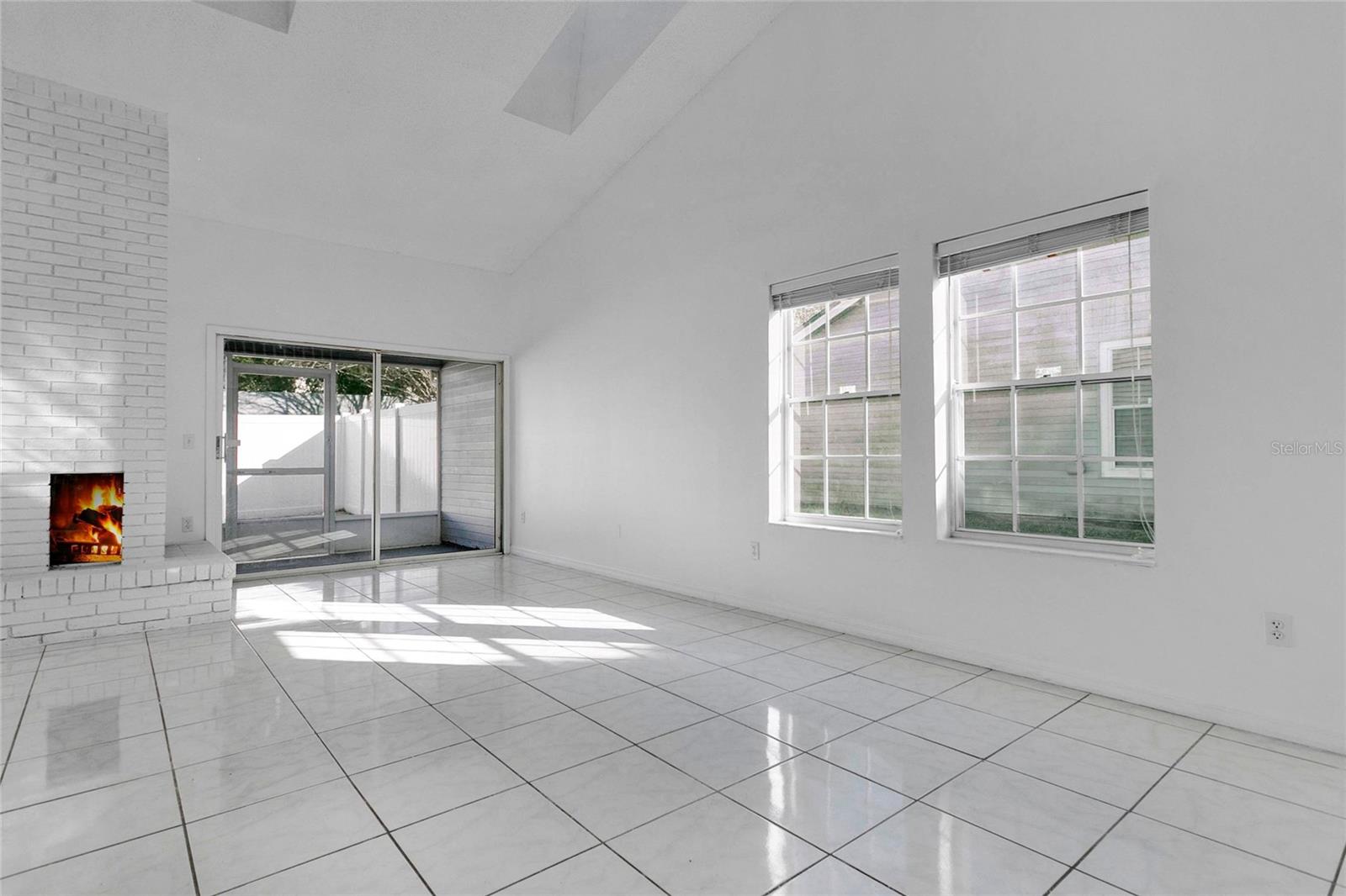 Image 8 of 30 For 4529 Southfield Avenue