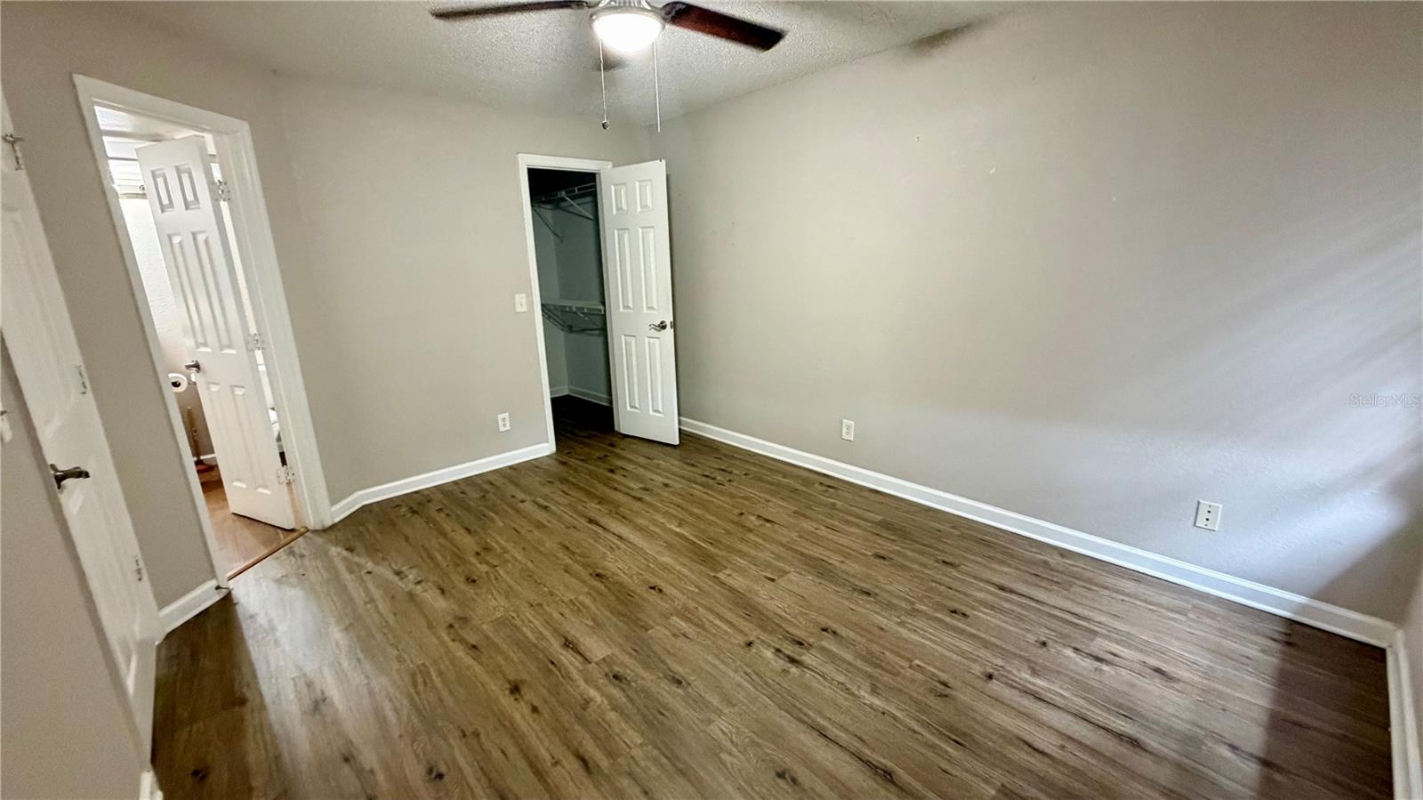 Image 14 of 42 For 420 Forestway Circle 201