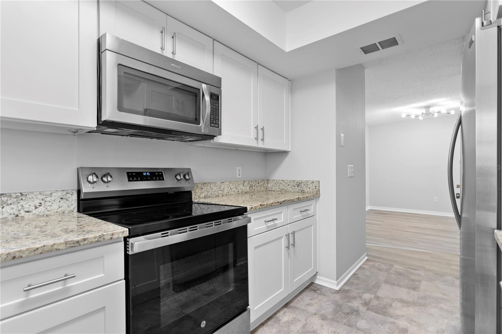 Image 11 of 31 For 5852 Shale Court