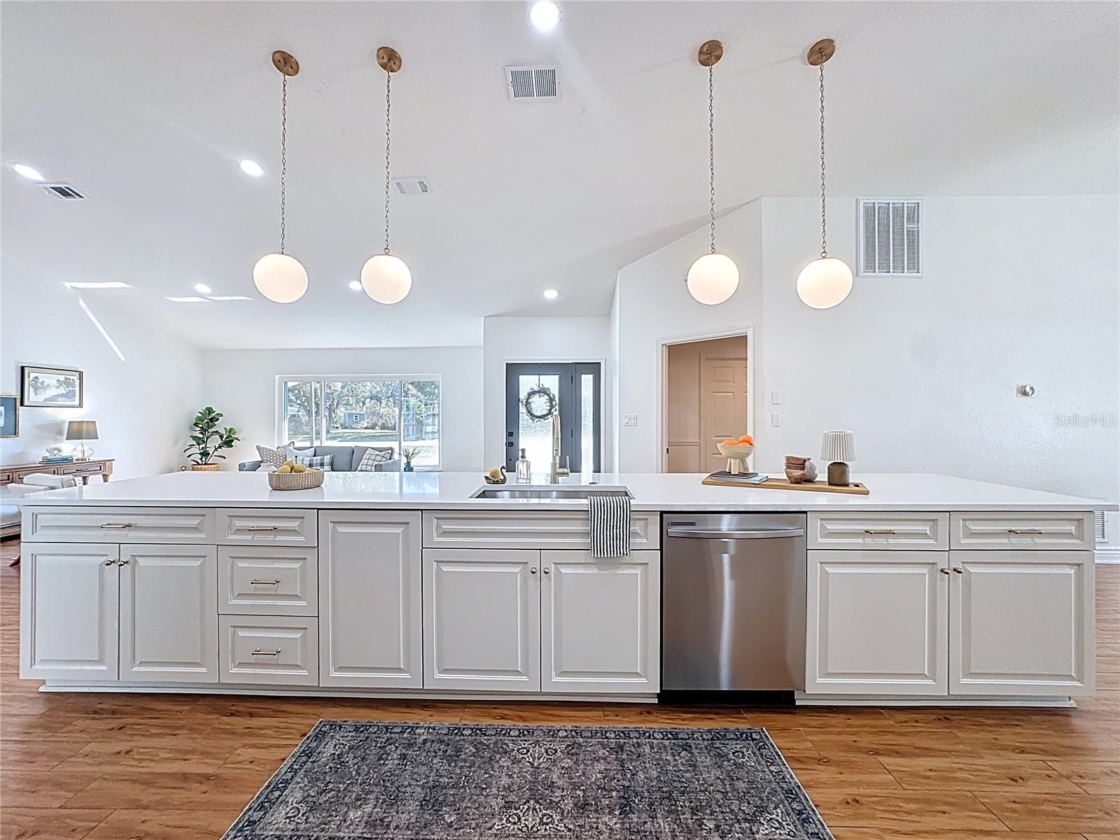 Image 10 of 35 For 36751 Sundance Drive