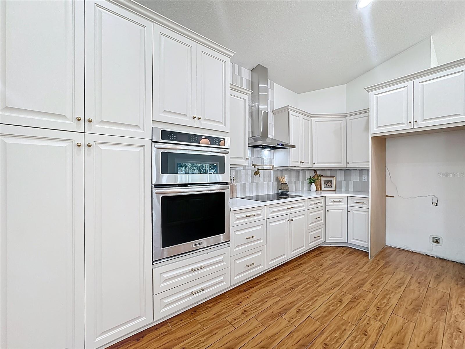 Image 12 of 35 For 36751 Sundance Drive