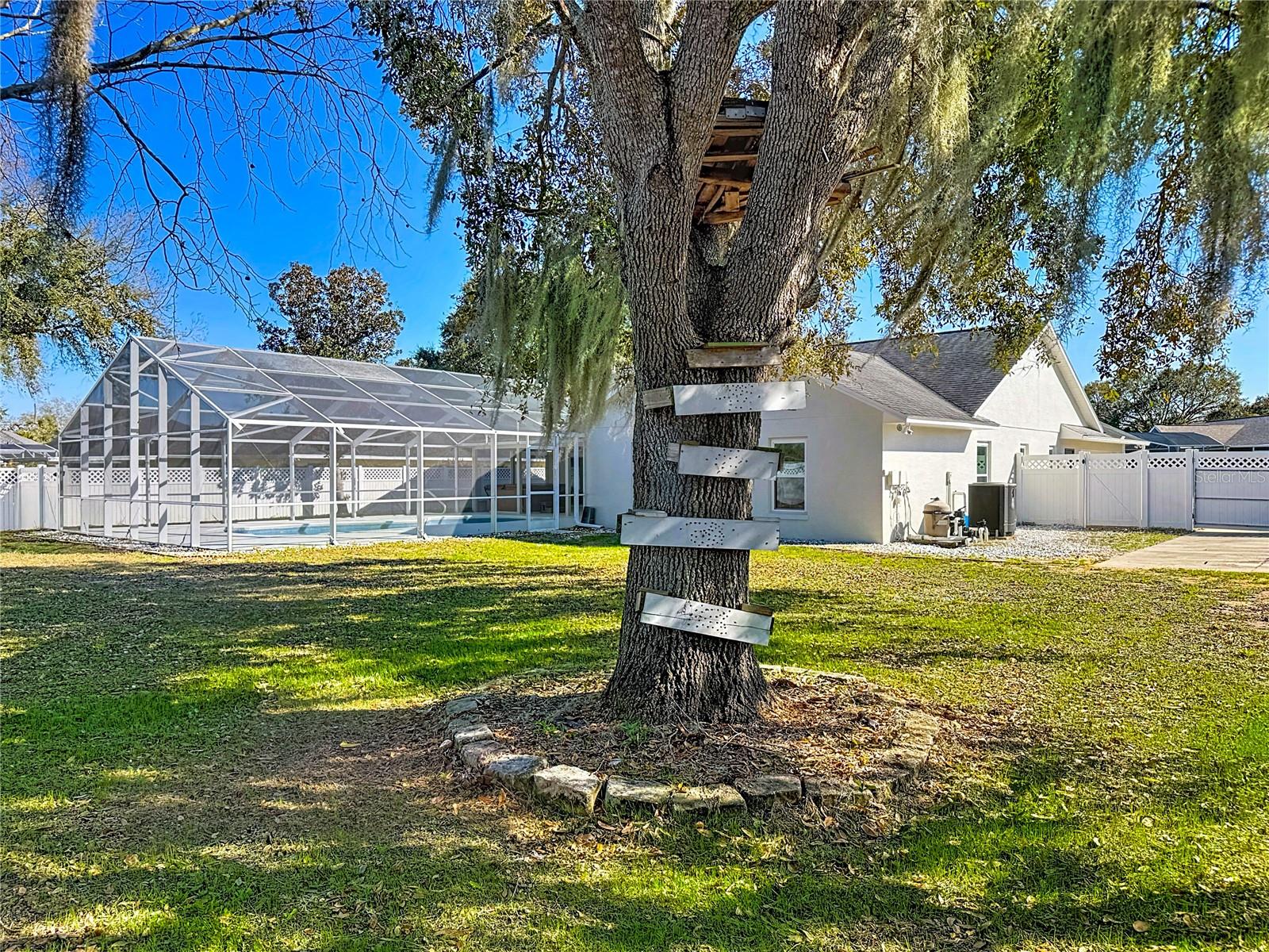 Image 29 of 35 For 36751 Sundance Drive