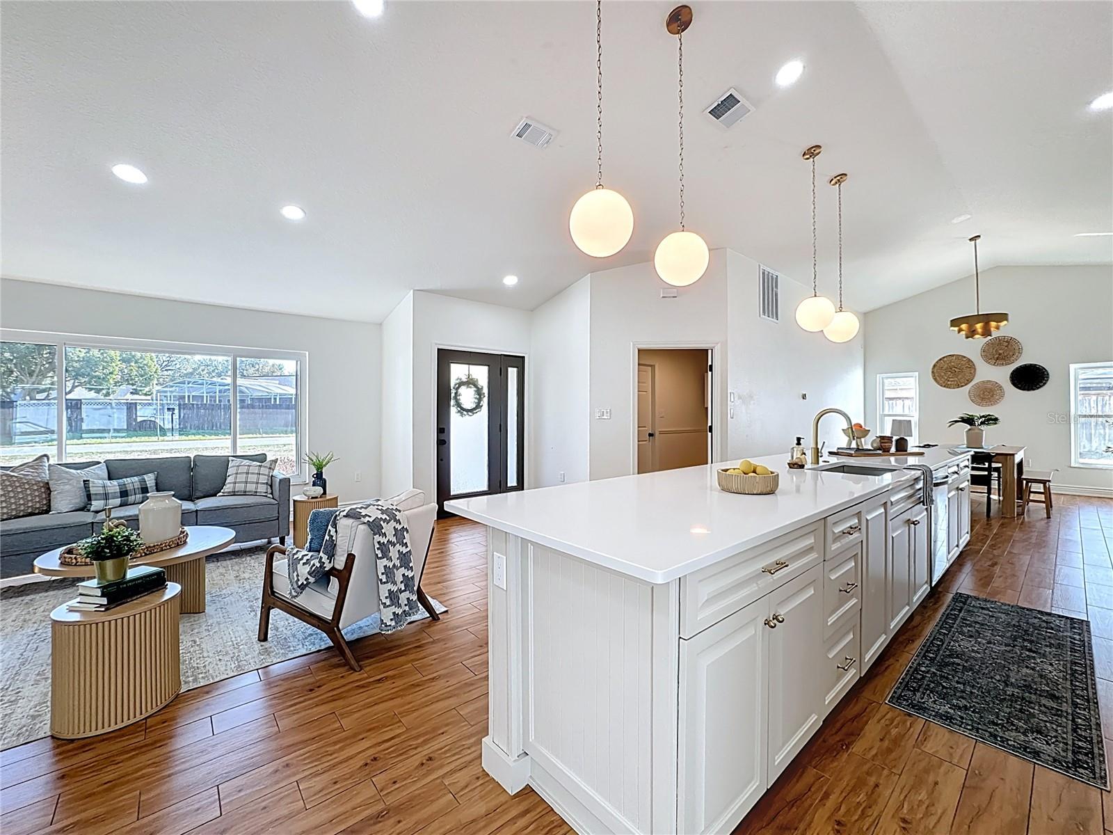 Image 8 of 35 For 36751 Sundance Drive