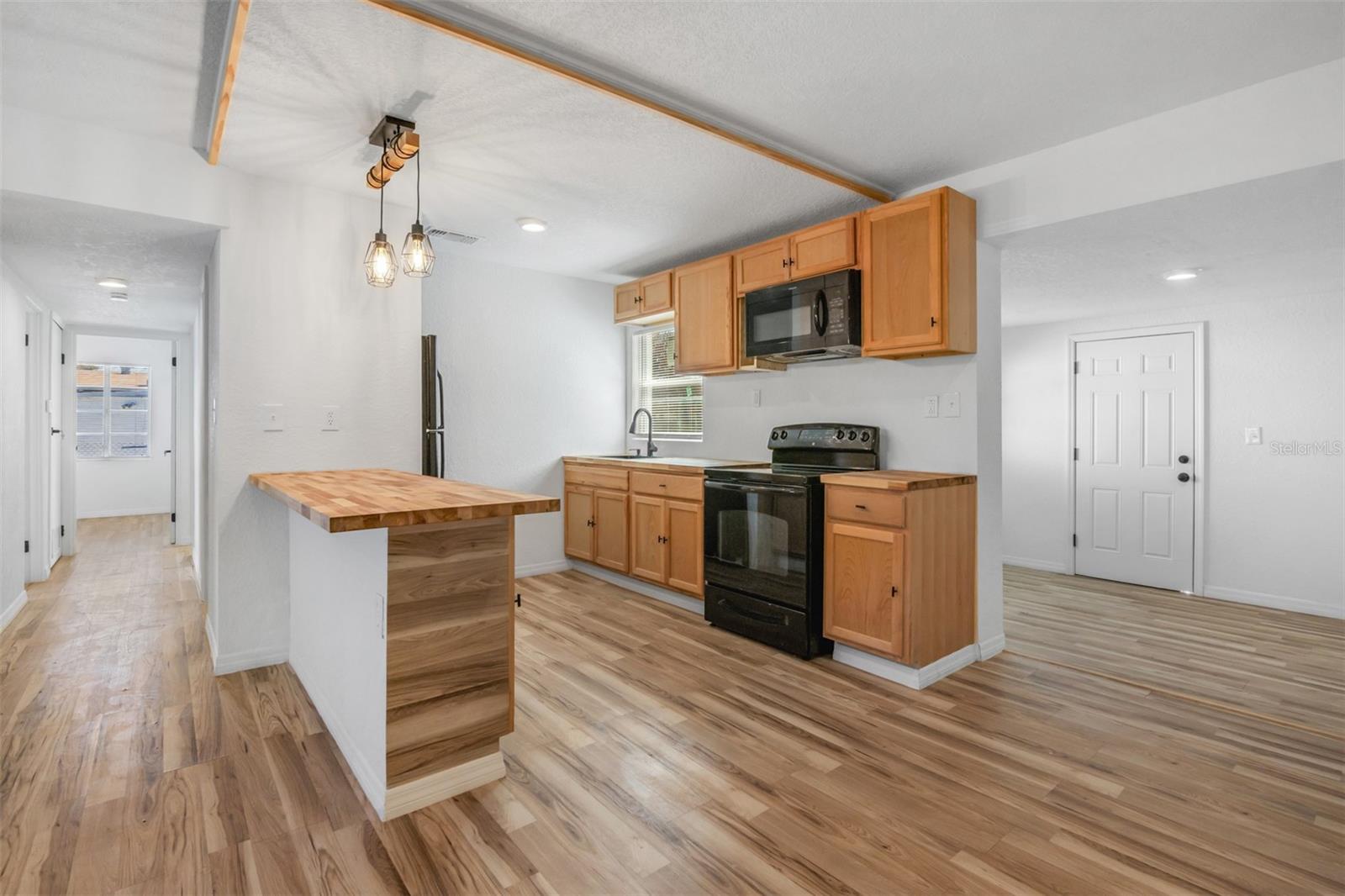 Image 11 of 31 For 6146 Dahlia Drive