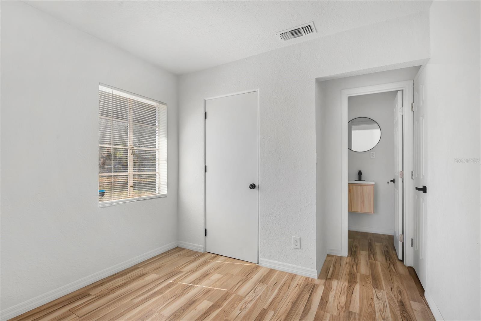 Image 17 of 31 For 6146 Dahlia Drive