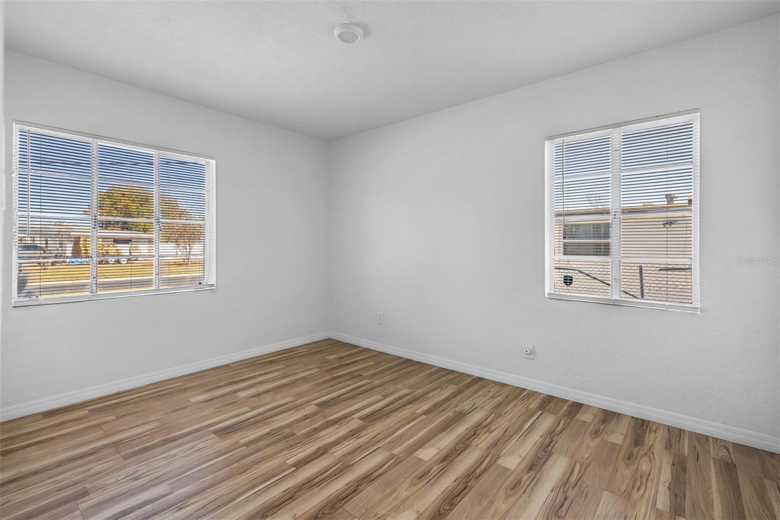 Image 19 of 31 For 6146 Dahlia Drive