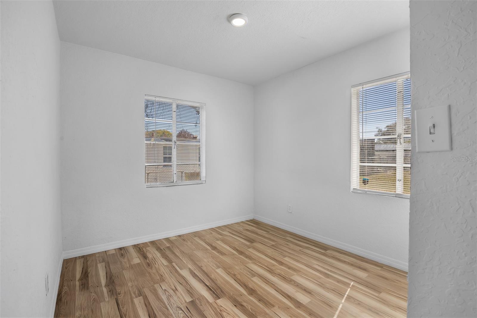 Image 20 of 31 For 6146 Dahlia Drive