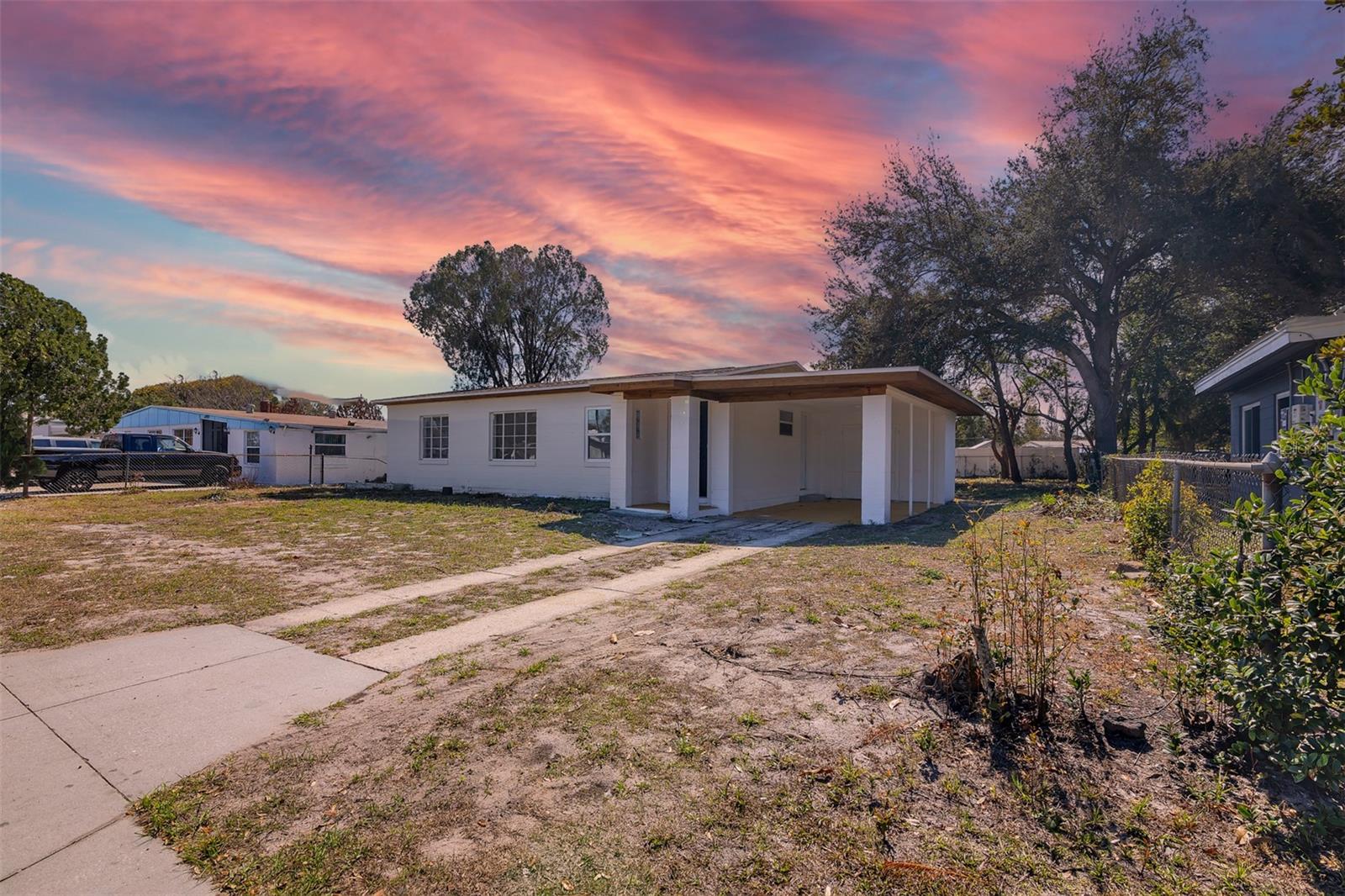 Image 4 of 31 For 6146 Dahlia Drive