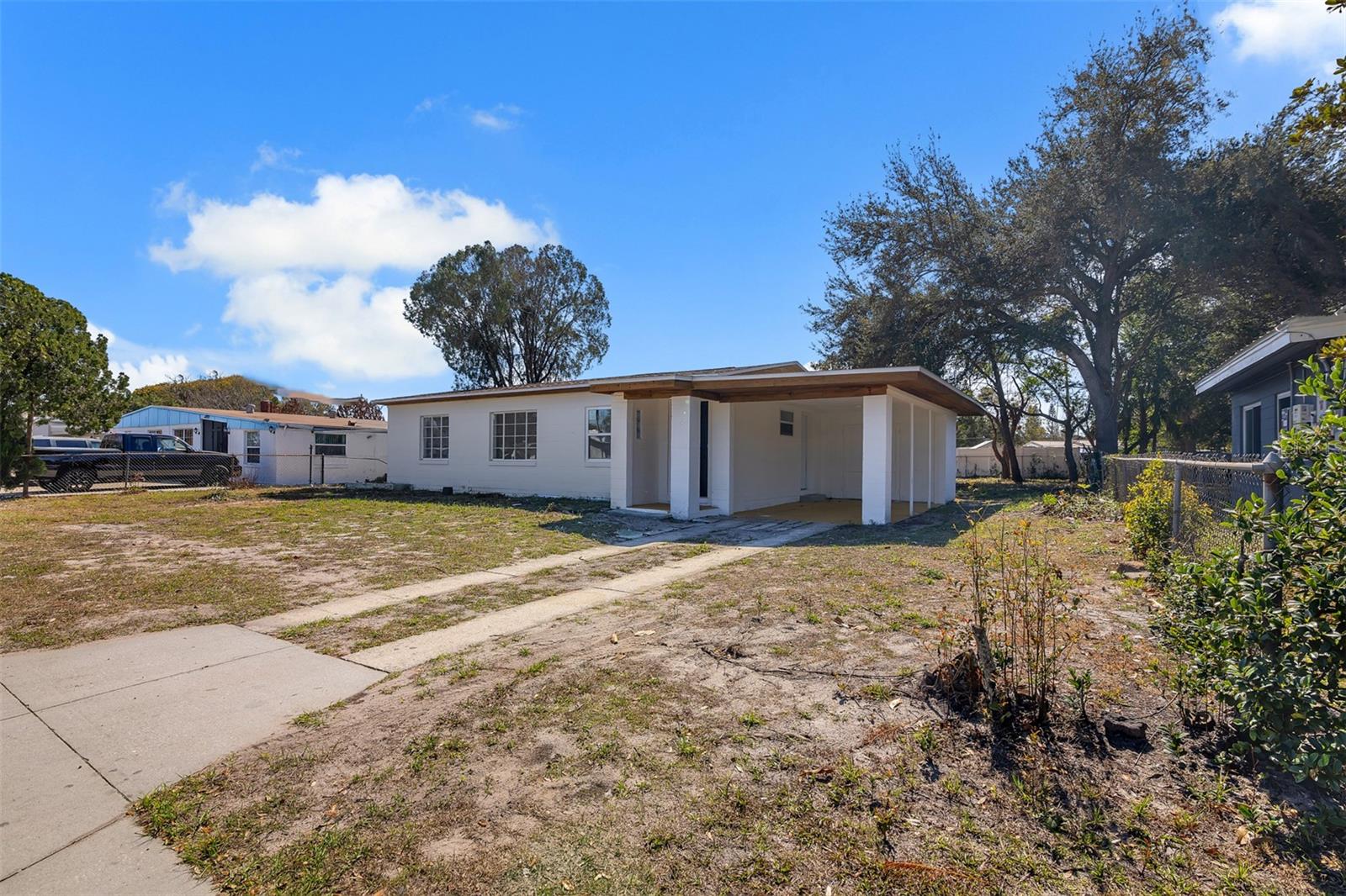 Image 5 of 31 For 6146 Dahlia Drive