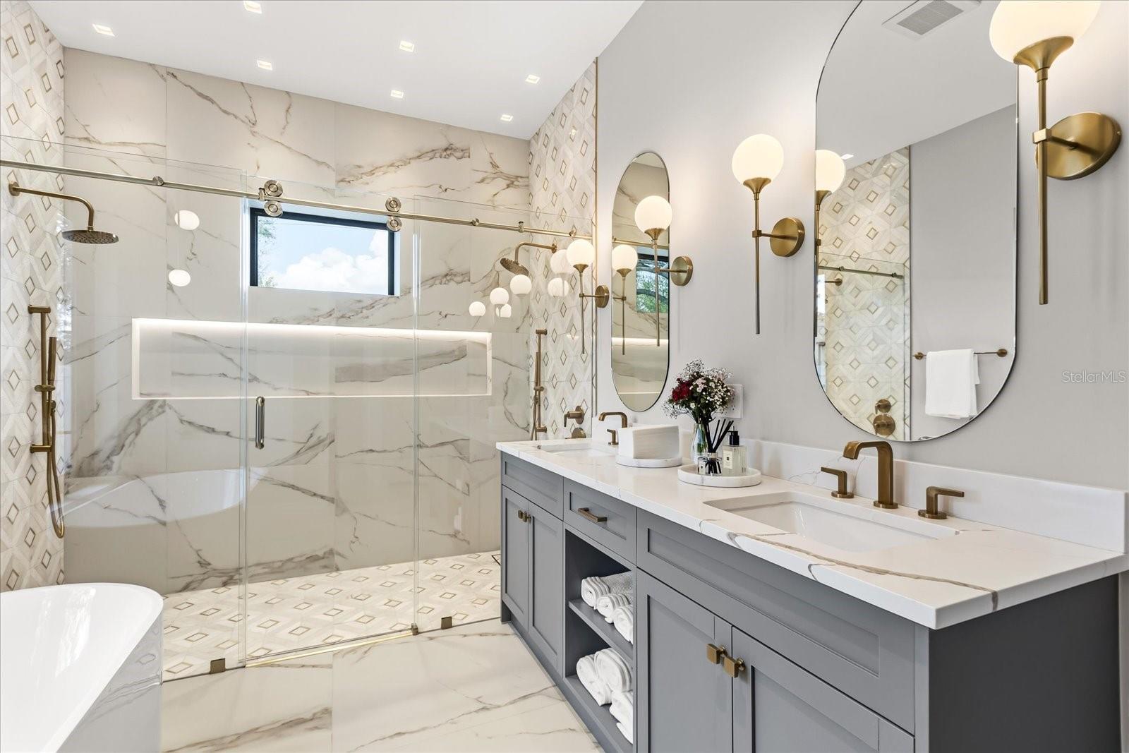 Listing photo id 17 for 2415 Laura Place