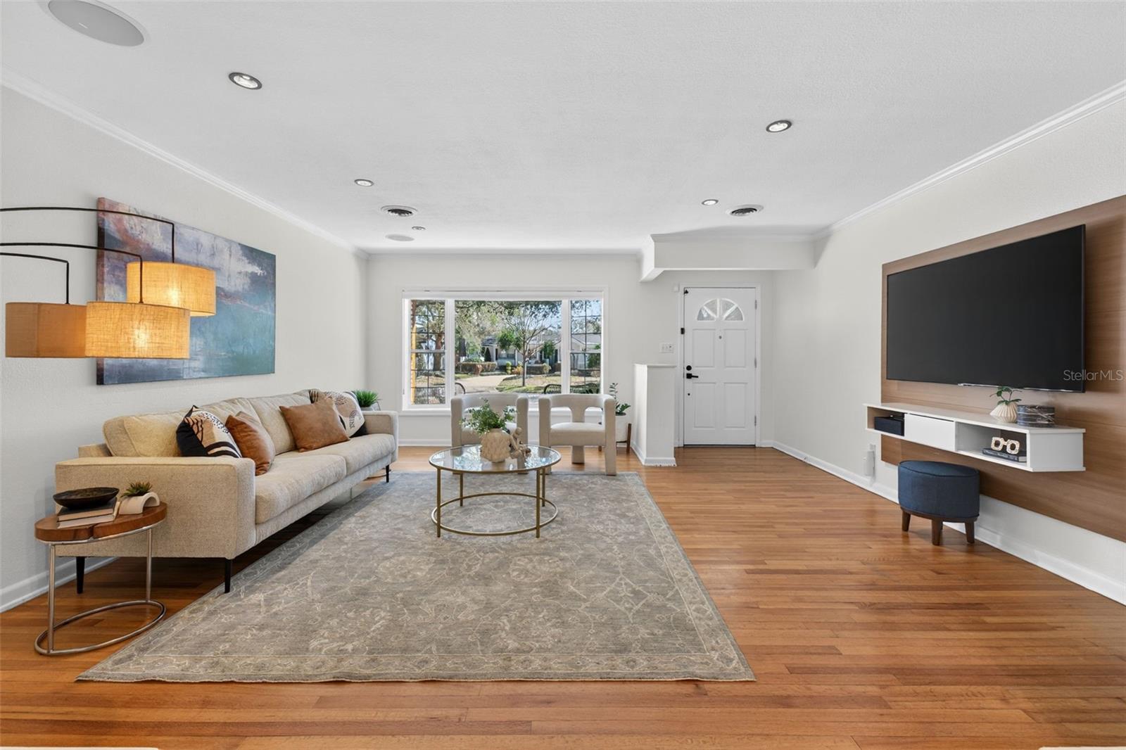 Image 14 of 100 For 643 Dunblane Drive