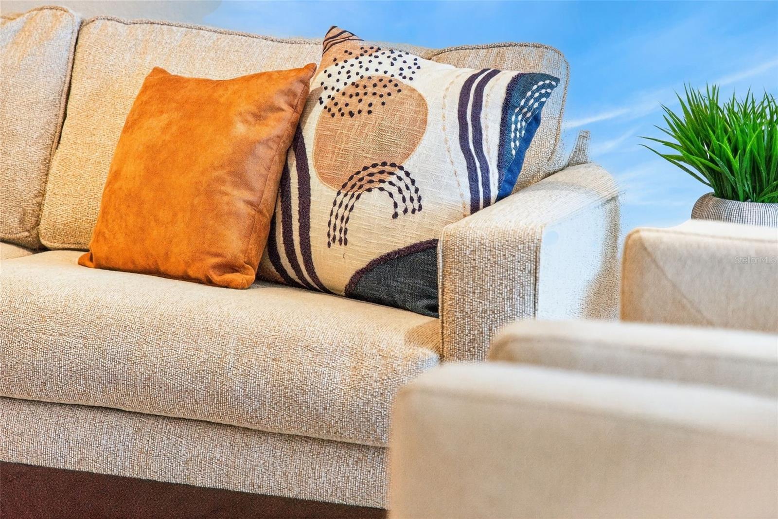 Image 22 of 100 For 643 Dunblane Drive