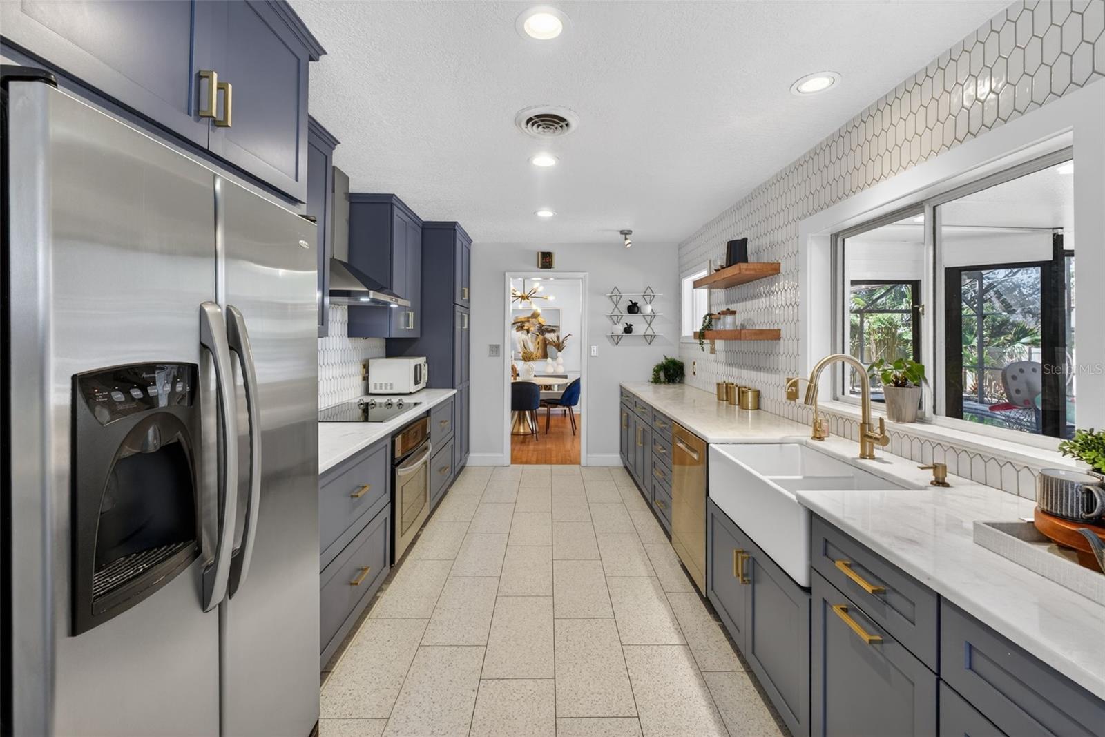 Image 37 of 100 For 643 Dunblane Drive