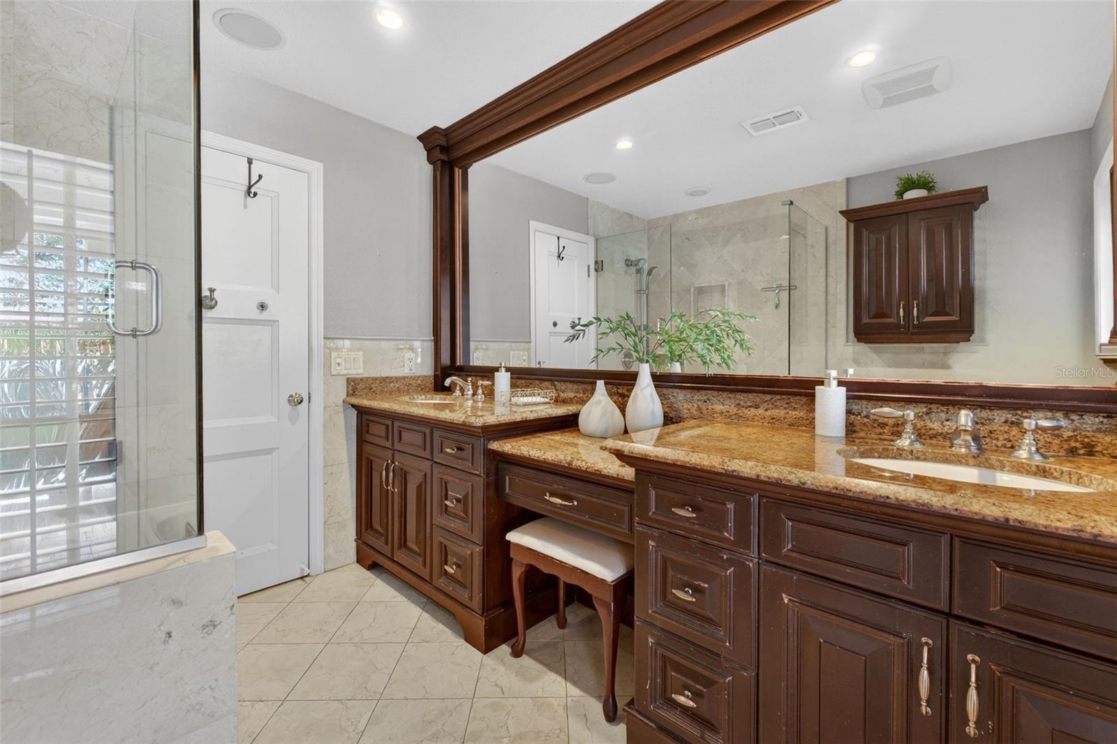 Image 62 of 100 For 643 Dunblane Drive