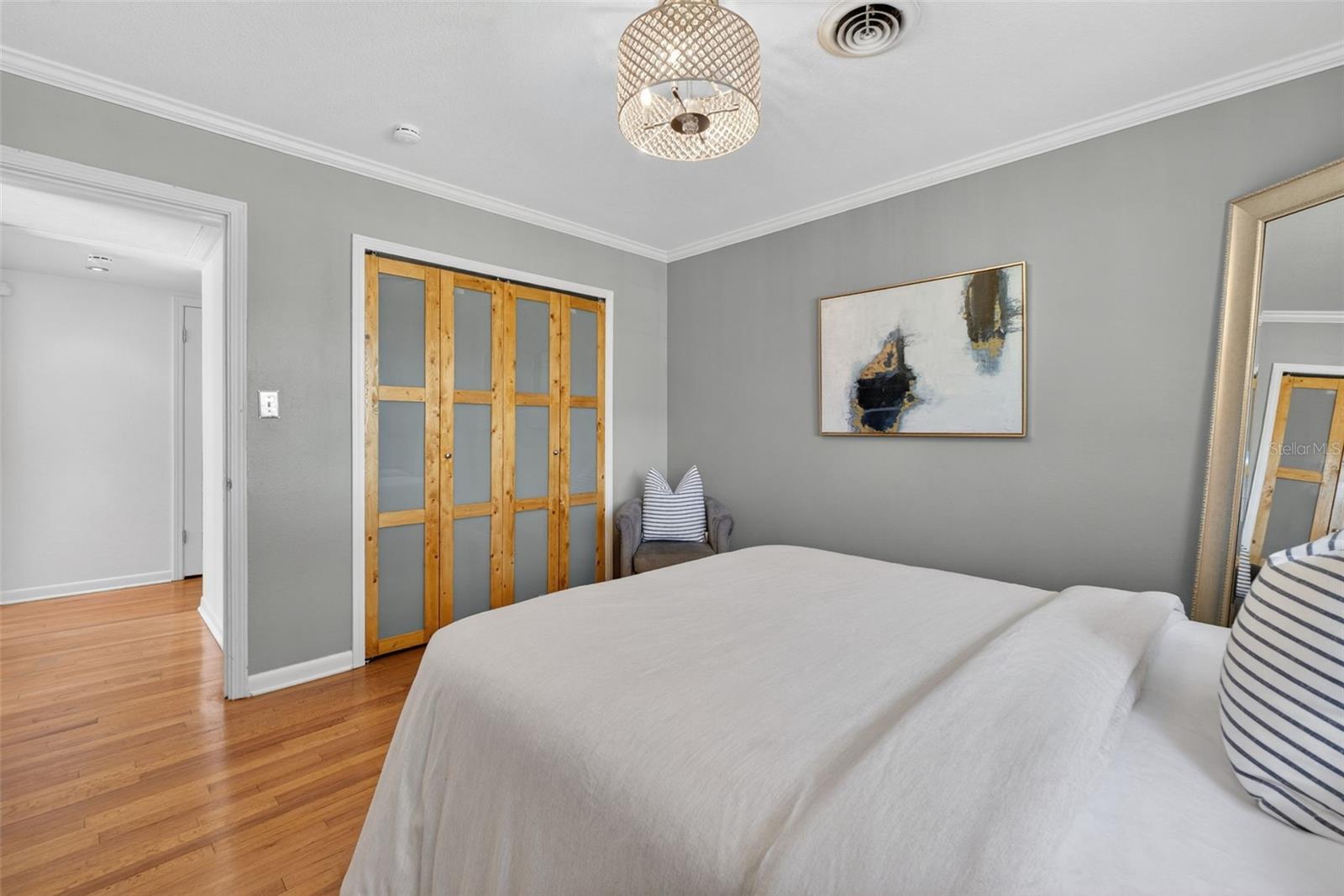 Image 66 of 100 For 643 Dunblane Drive