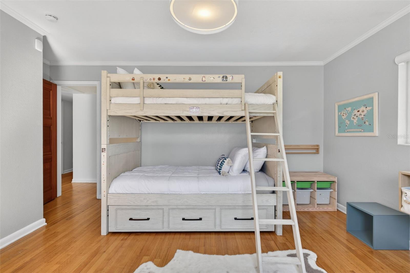 Image 72 of 100 For 643 Dunblane Drive