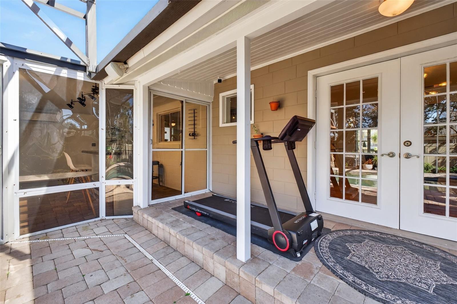 Image 92 of 100 For 643 Dunblane Drive