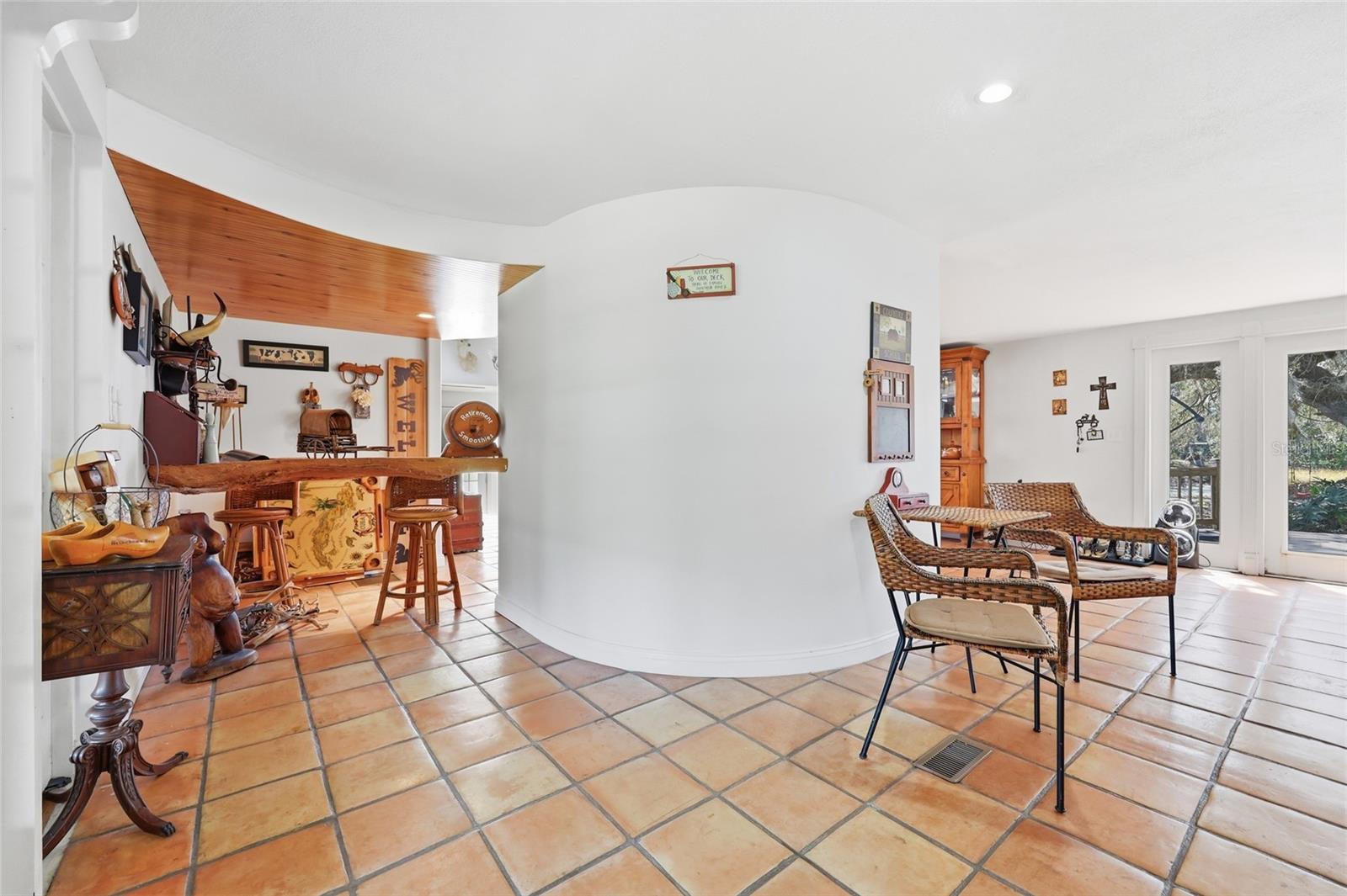 Image 18 of 41 For 2505 Canal Road