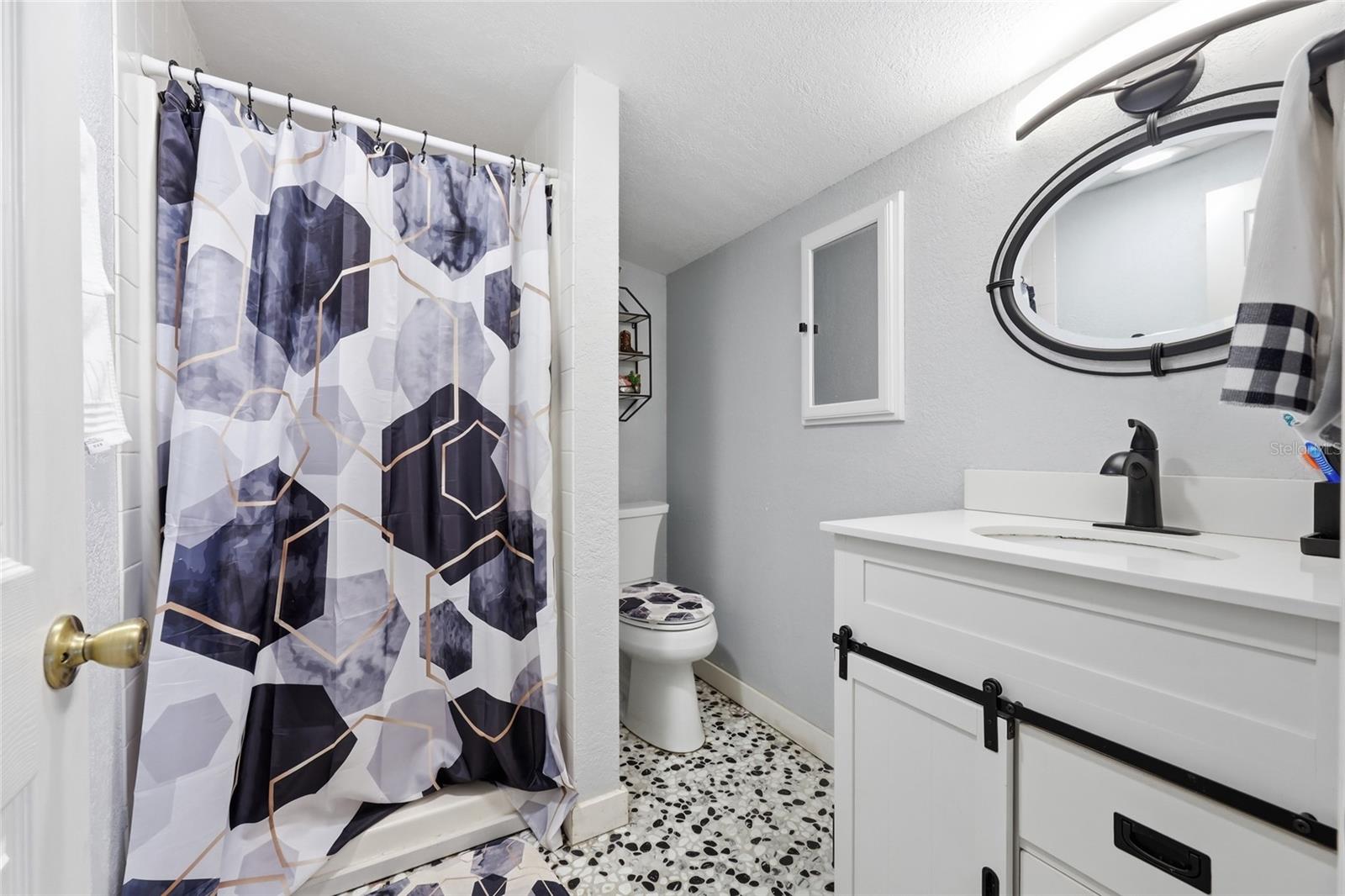 Image 20 of 41 For 2505 Canal Road