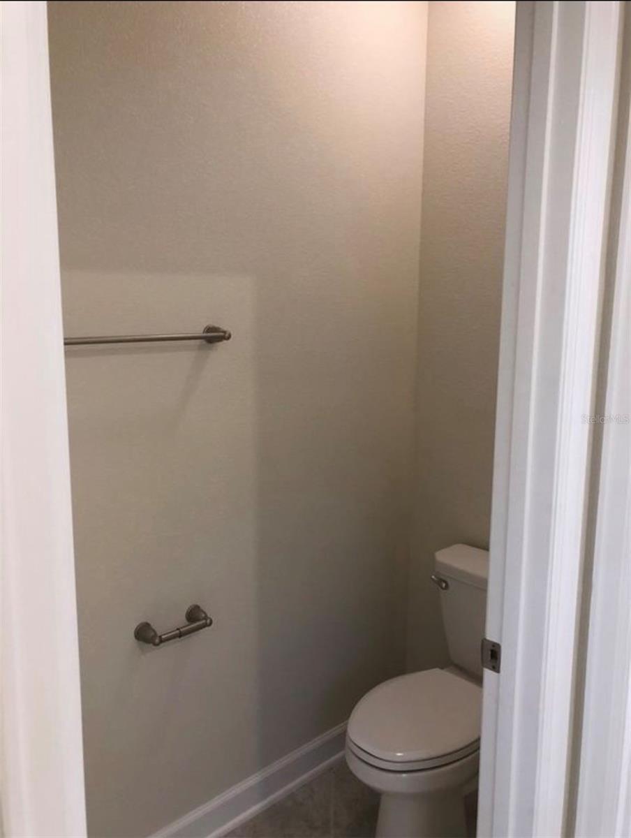 Image 21 of 37 For 10229 Lovegrass Lane