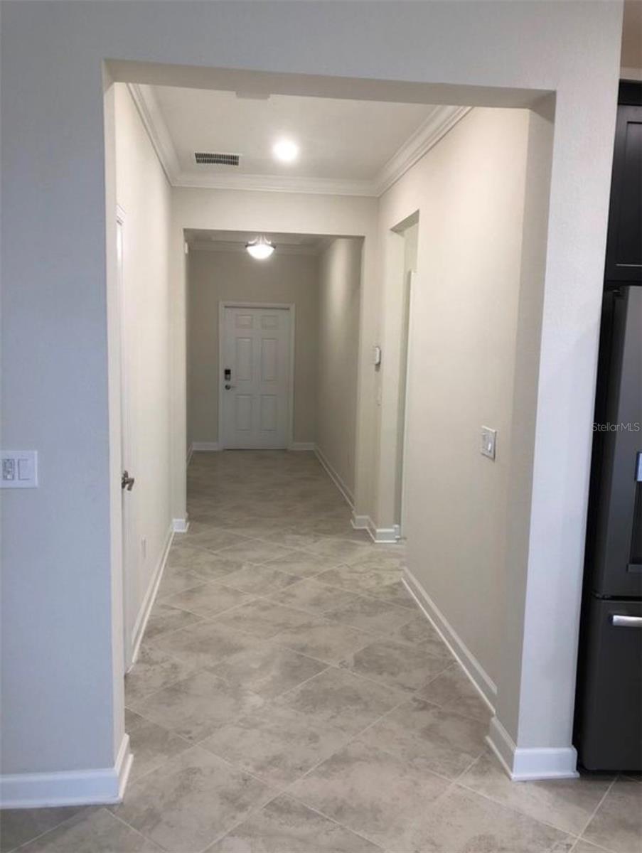 Image 24 of 37 For 10229 Lovegrass Lane