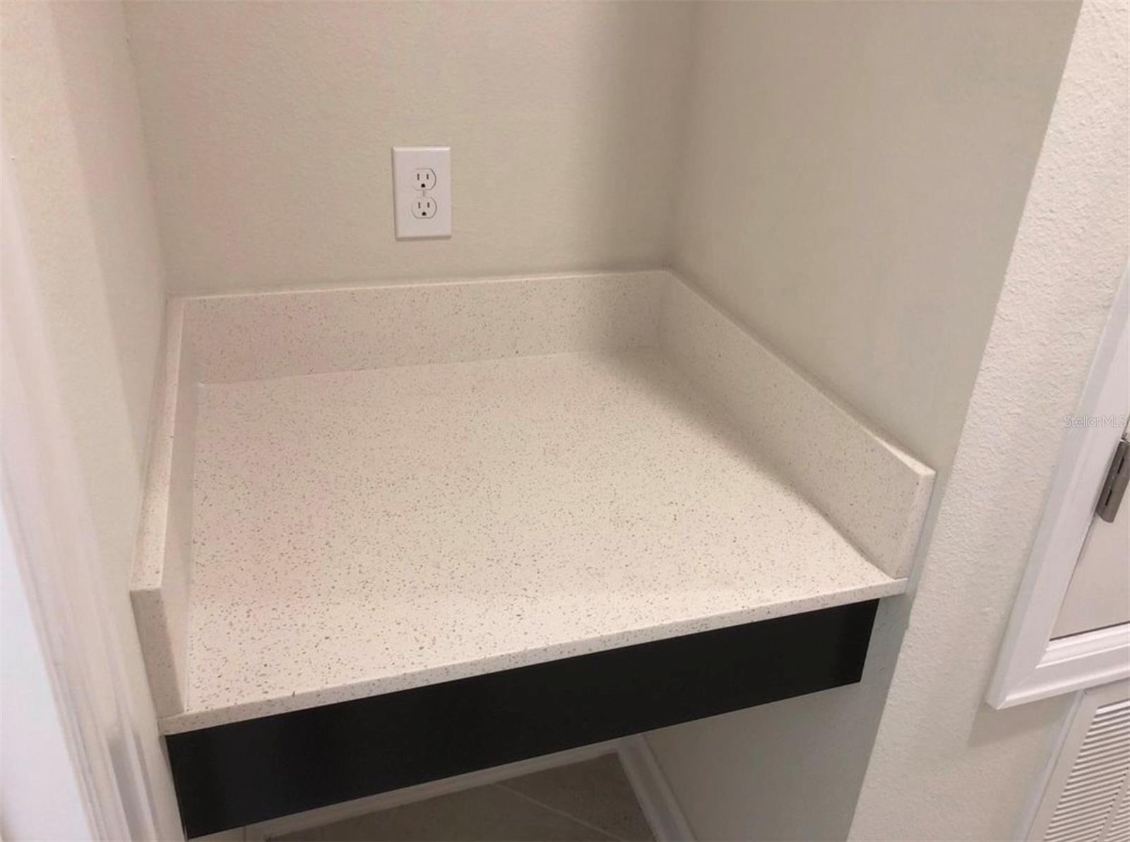 Image 29 of 37 For 10229 Lovegrass Lane