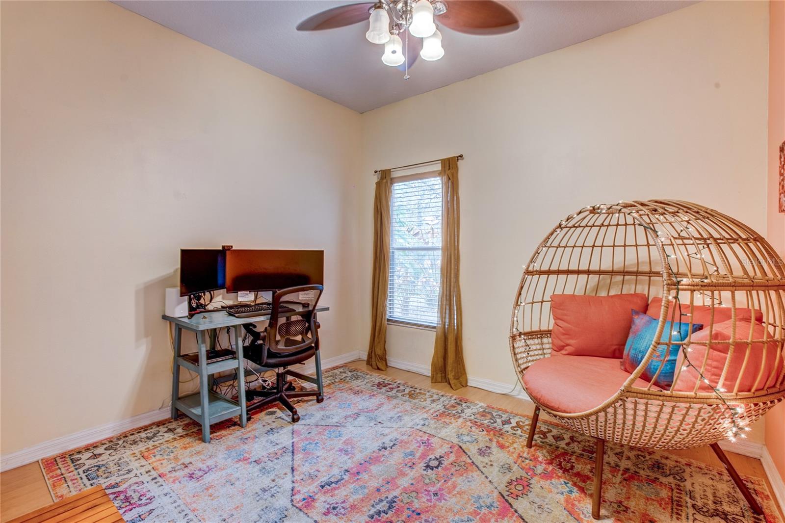 Image 13 of 32 For 1544 Echo Lake Court