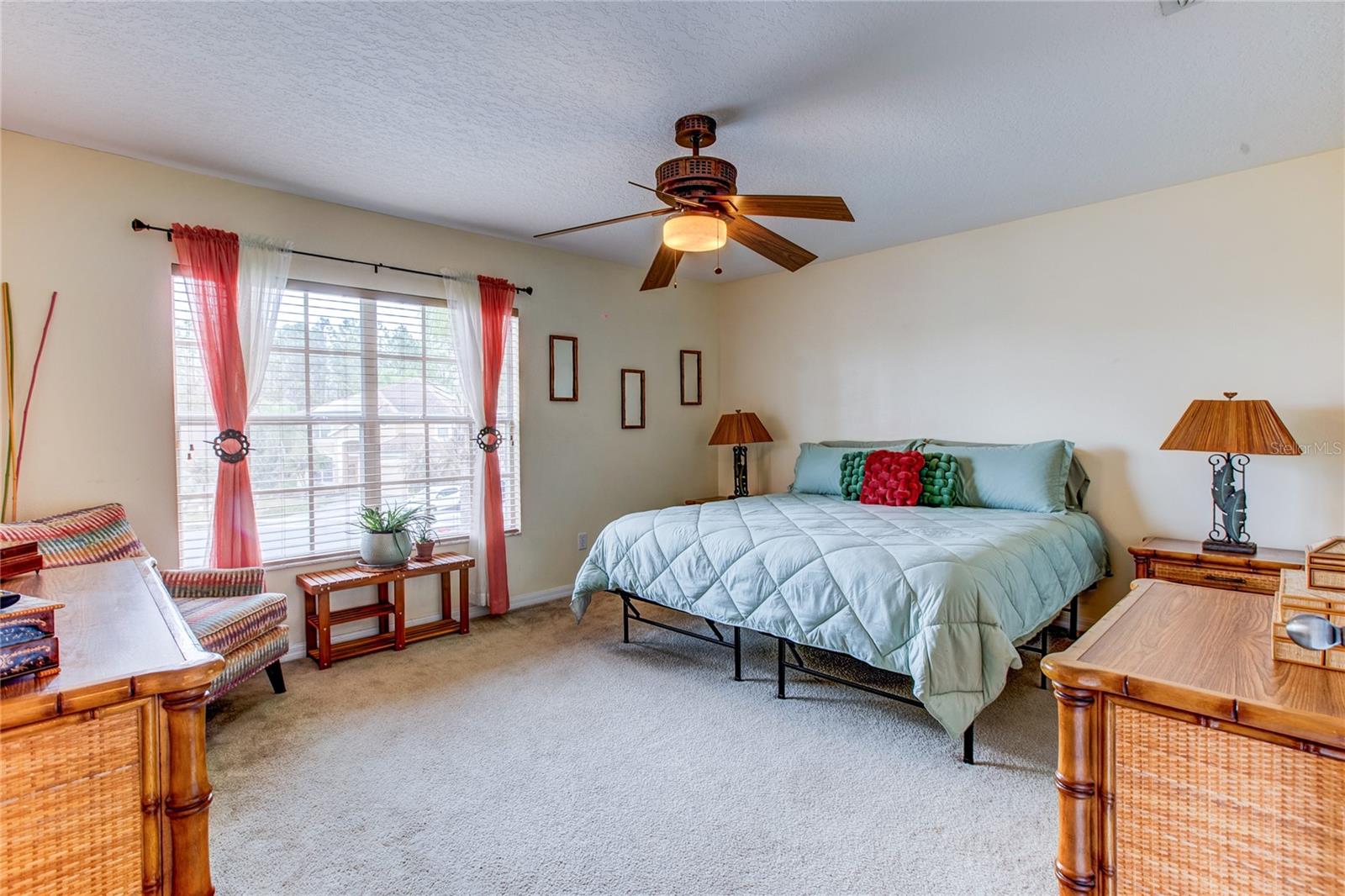 Image 15 of 32 For 1544 Echo Lake Court