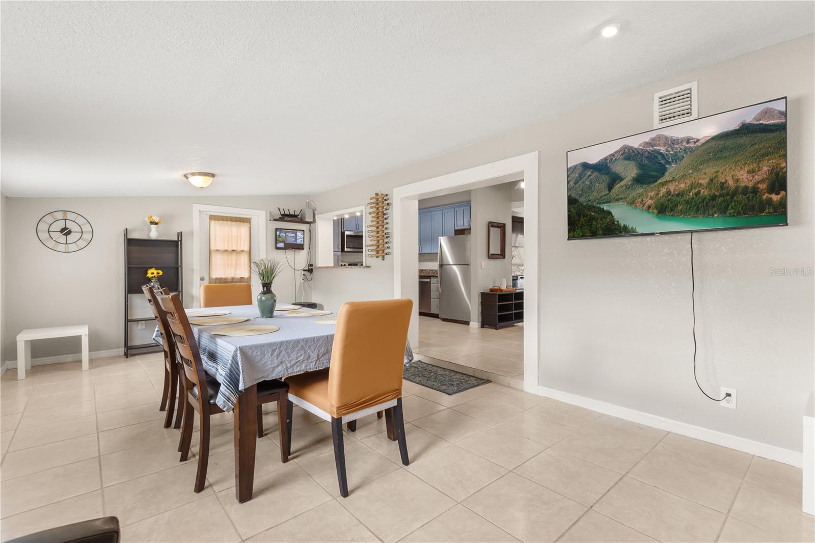 Image 10 of 29 For 615 Mimosa Terrace