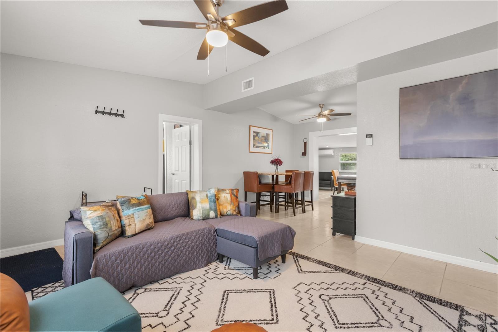 Image 8 of 29 For 615 Mimosa Terrace