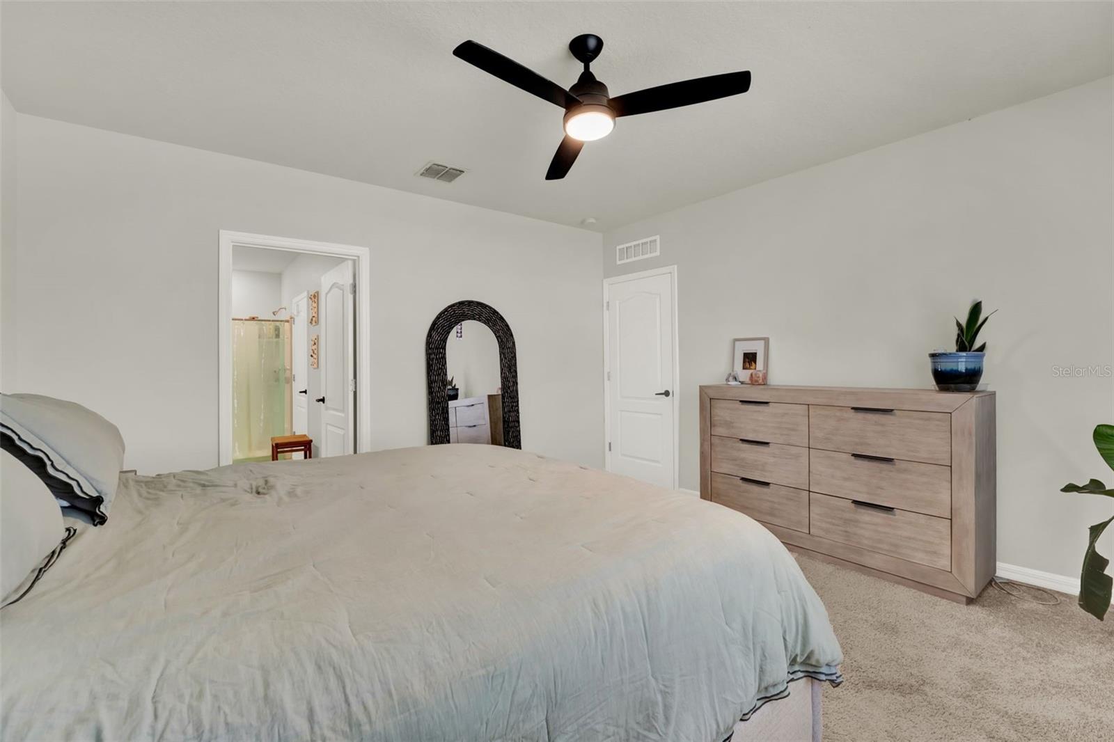 Image 10 of 20 For 929 August Sky Dr