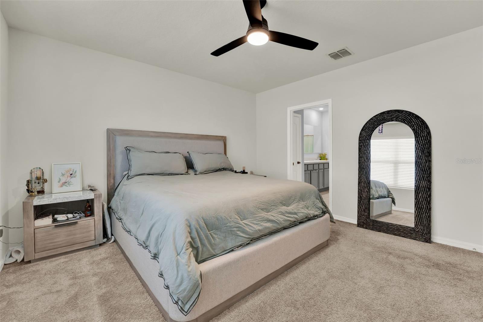 Image 11 of 20 For 929 August Sky Dr