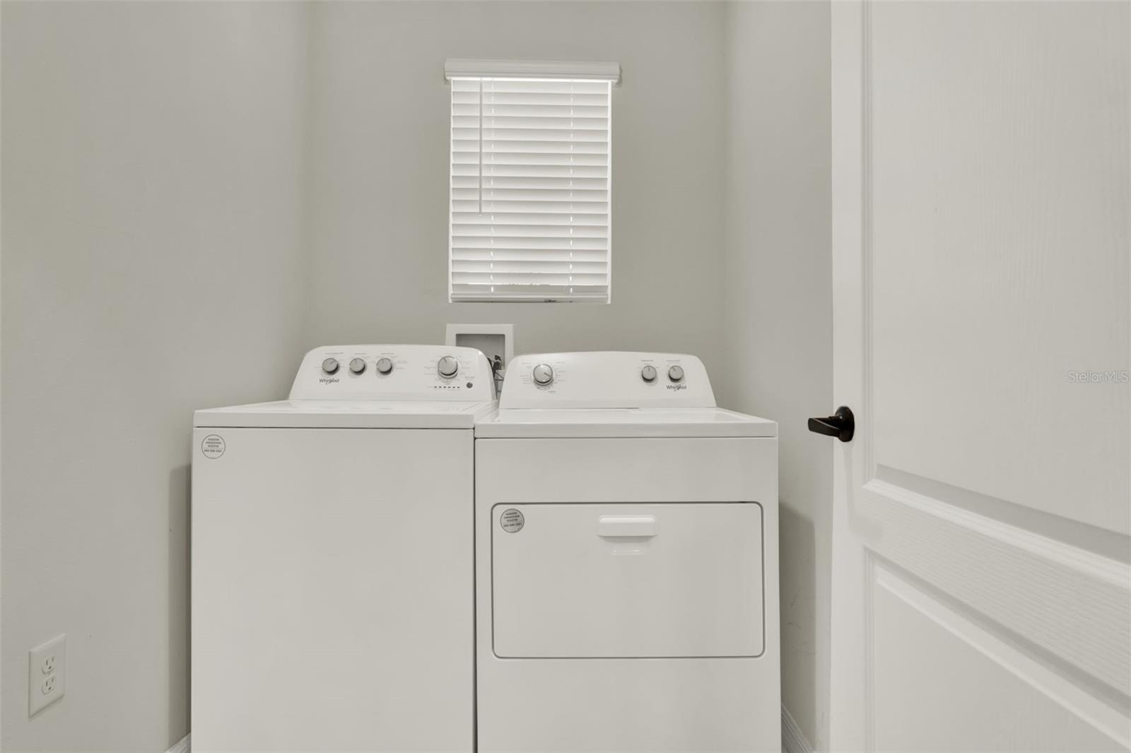 Image 15 of 20 For 929 August Sky Dr