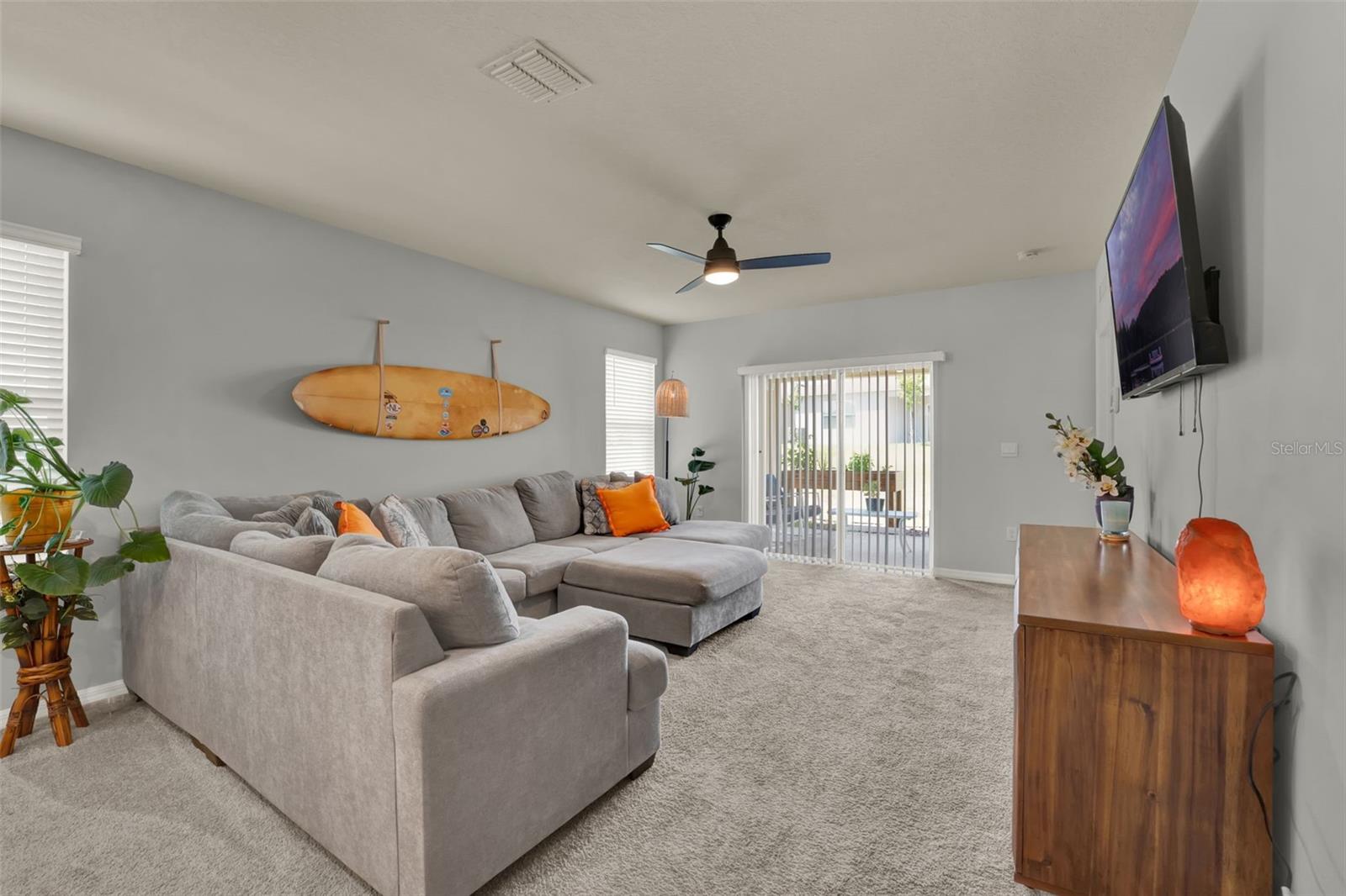 Image 3 of 20 For 929 August Sky Dr