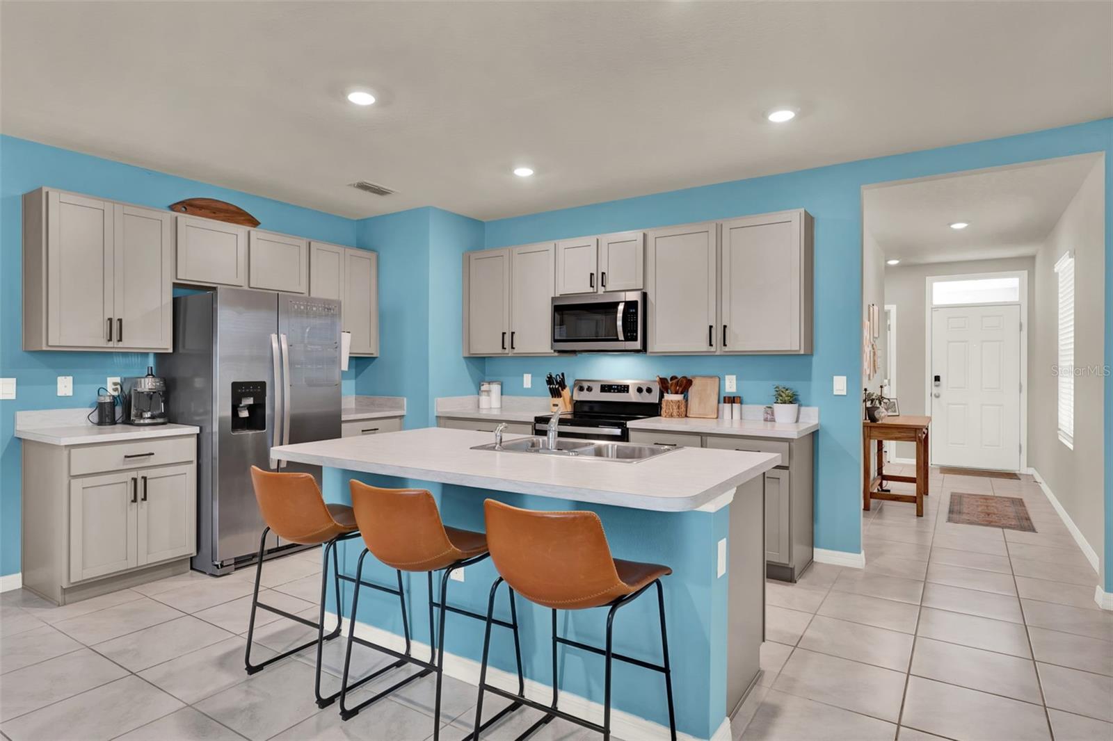 Image 5 of 20 For 929 August Sky Dr