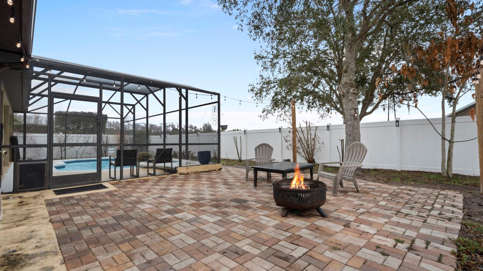 Image 30 of 39 For 2819 Village Pine Terrace