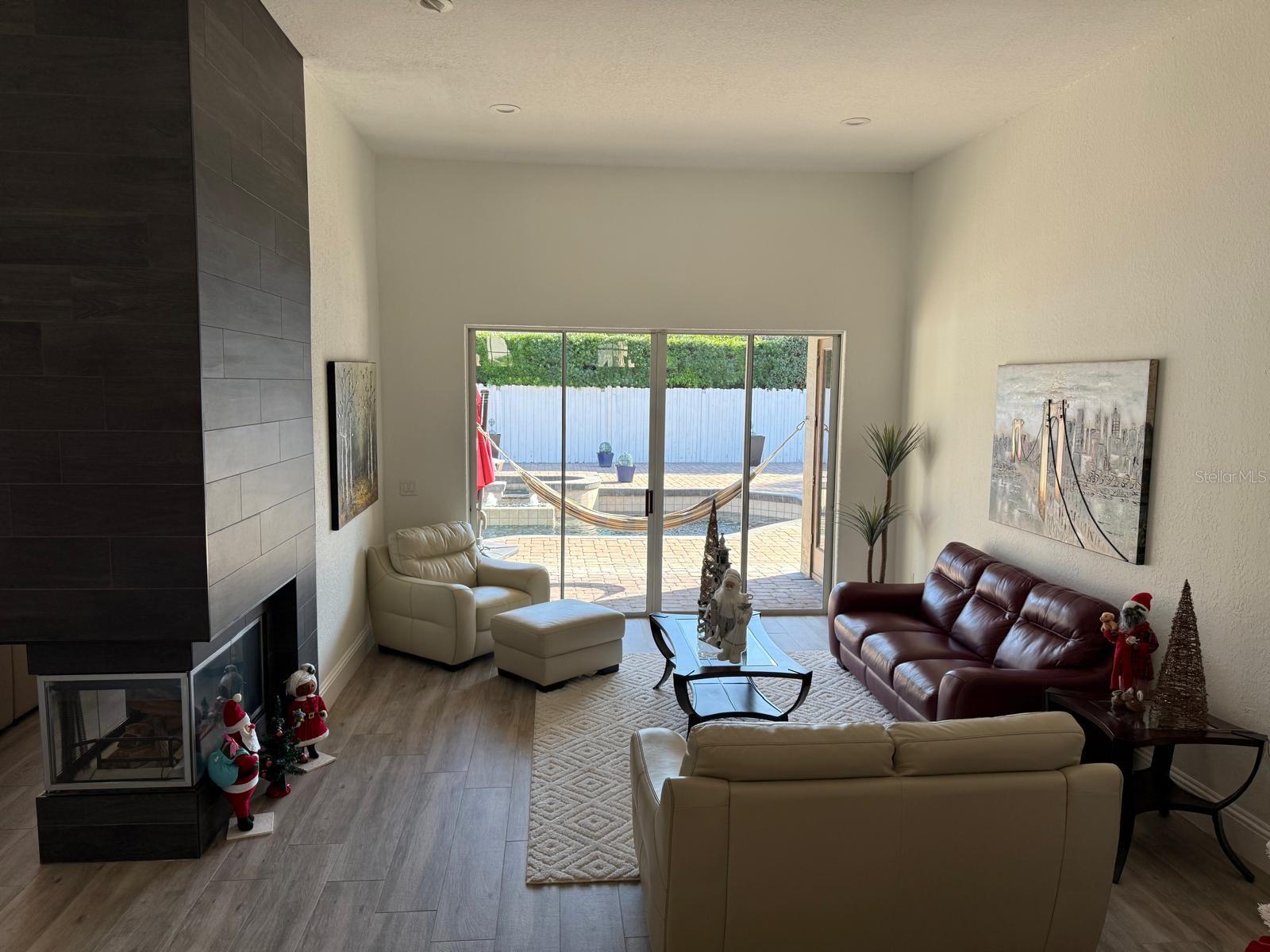 Image 4 of 18 For 3027 Zaharias Drive